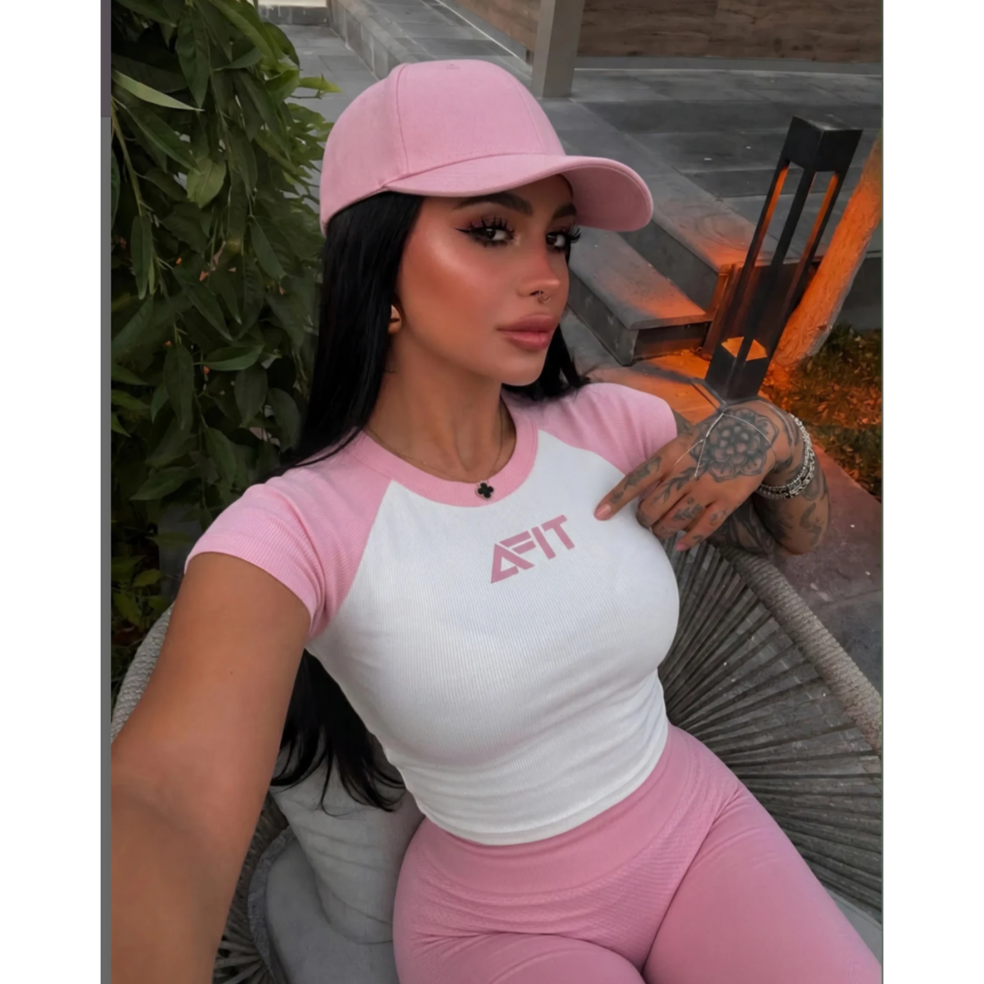 Baby tee cande