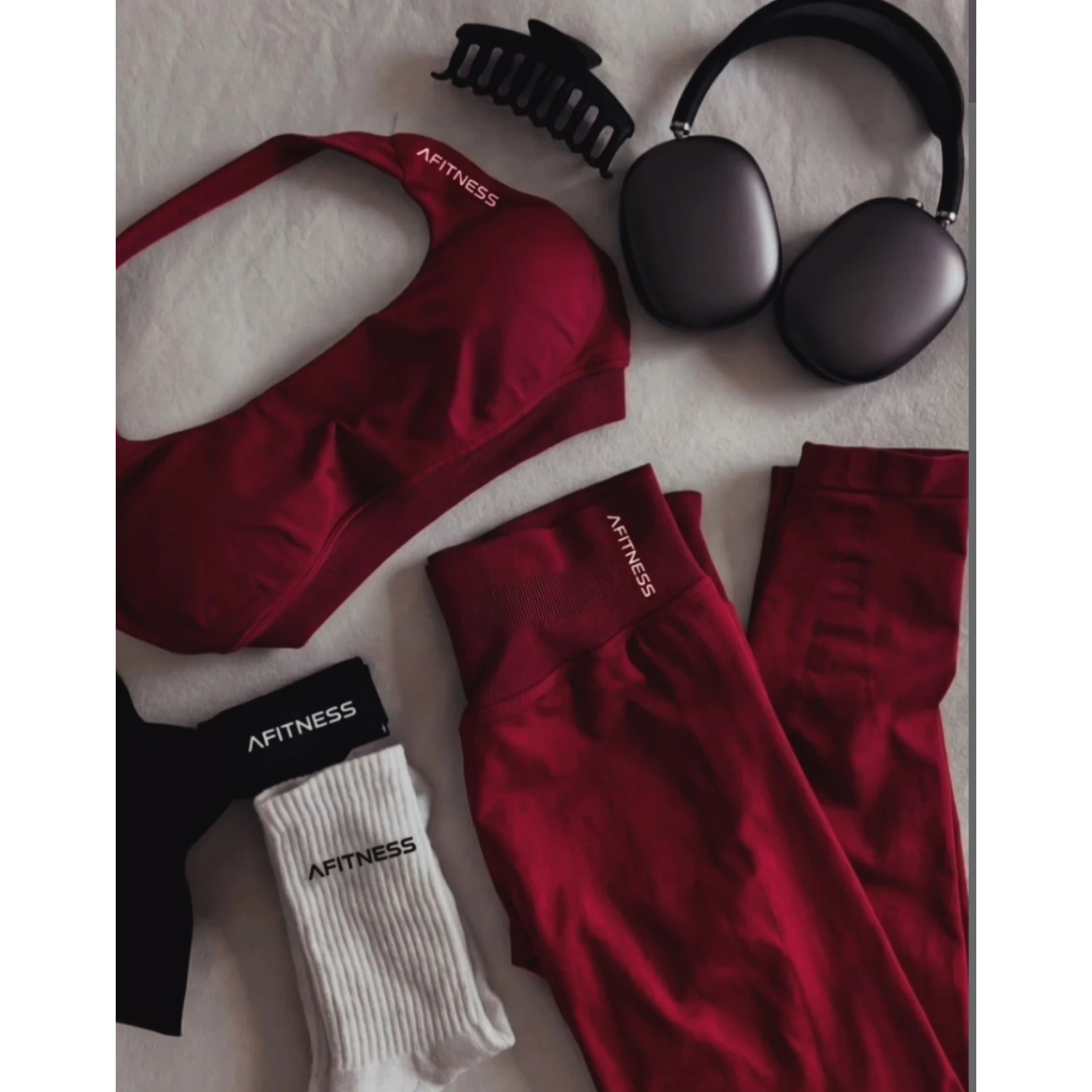Crop top halter