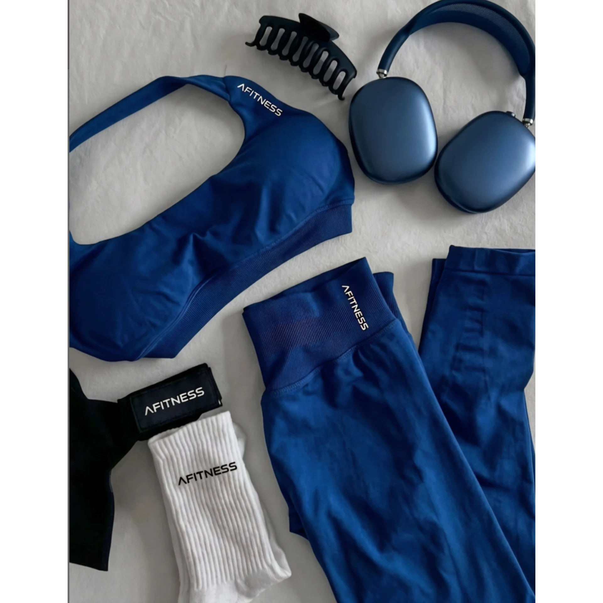 Crop top halter