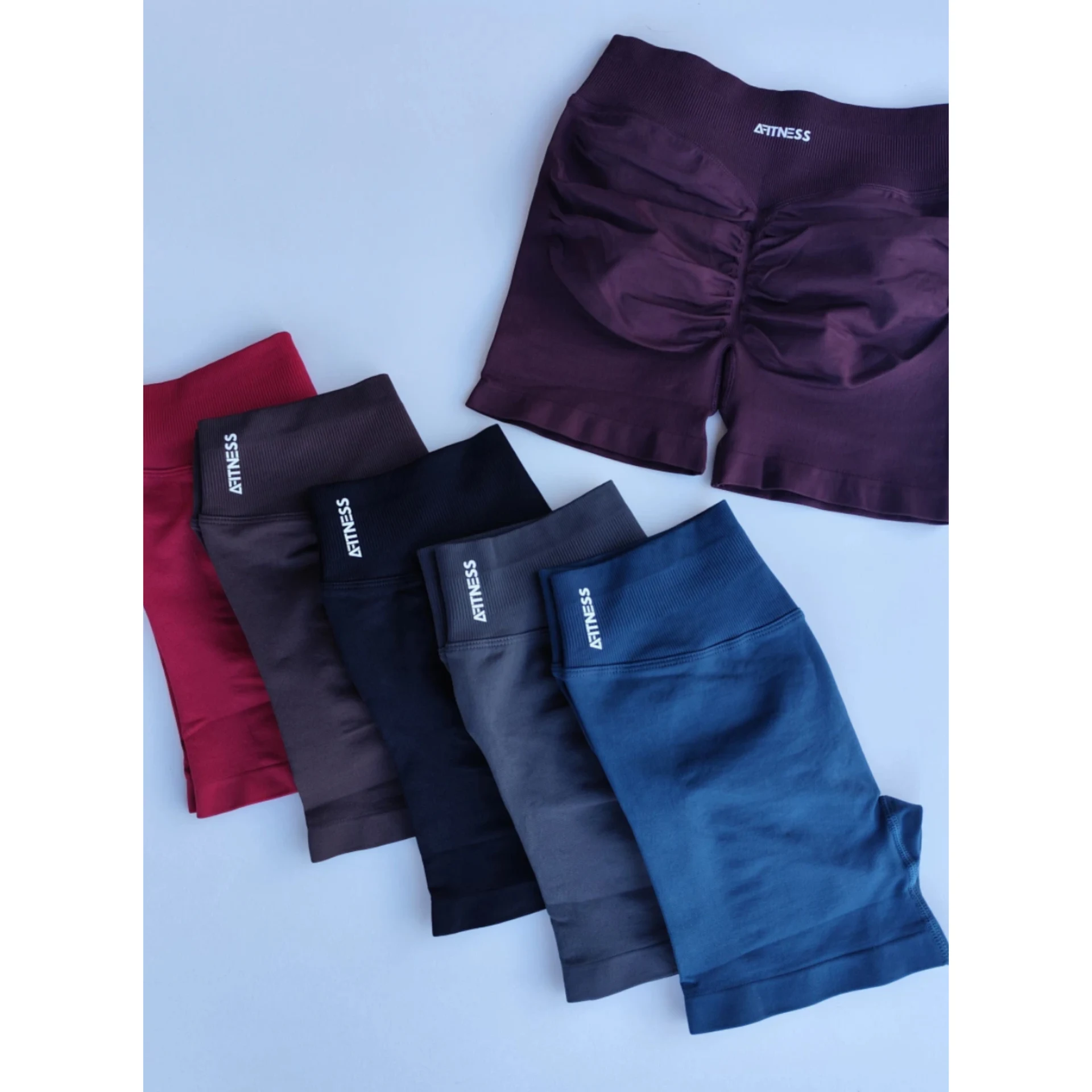 Shorts isis